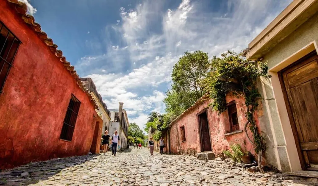 COLONIA DEL SACRAMENTO - 28 de junio